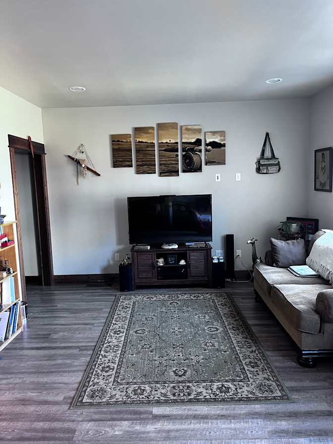 MISTY J EGGLESTON's room