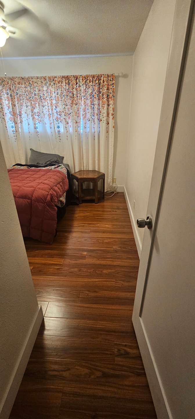 L's room