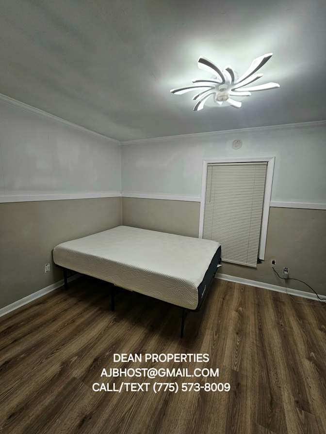 aeron's room