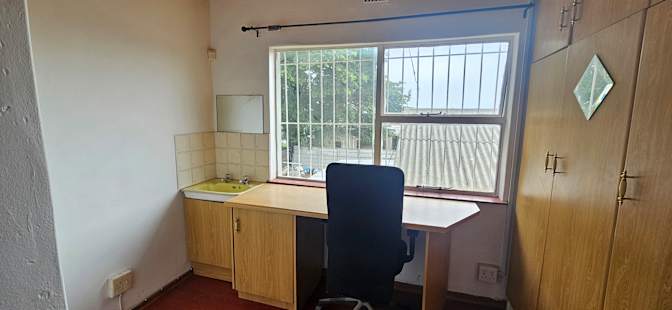 Shanaaz Galant's room