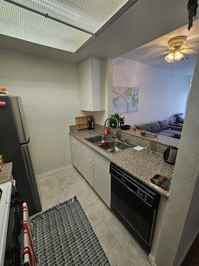 Eric Broberg's room