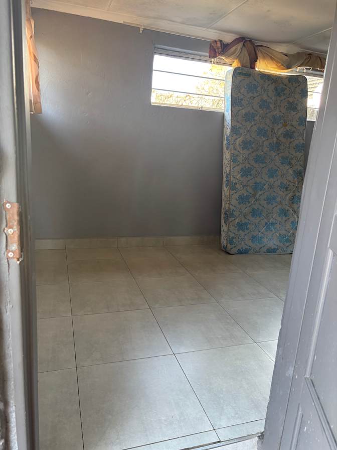 Nandipa's room