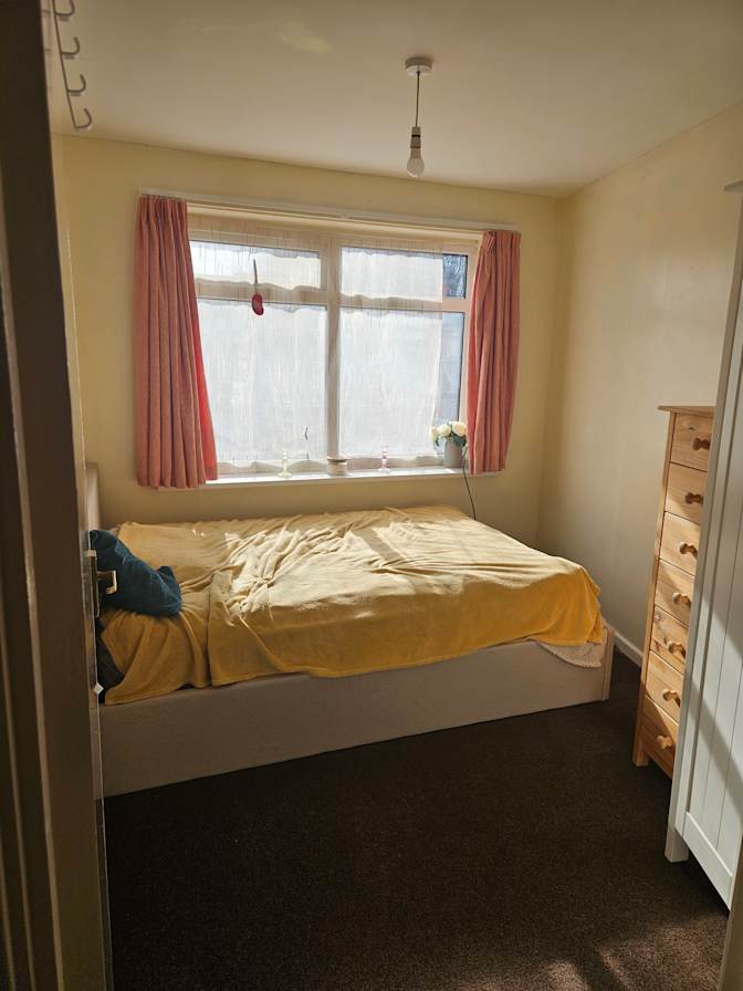 Lizzy's room