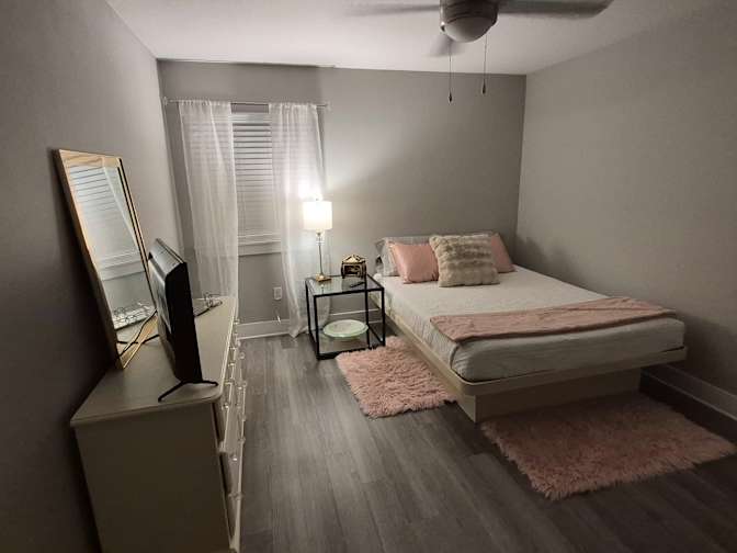 Holly's room