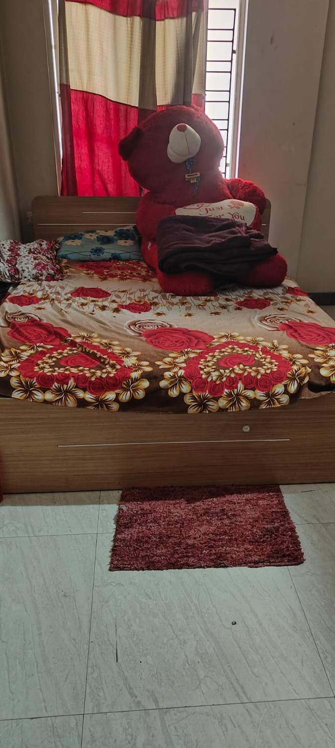 Samreet's room