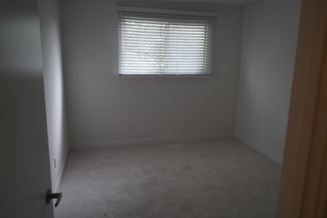 Levon's room