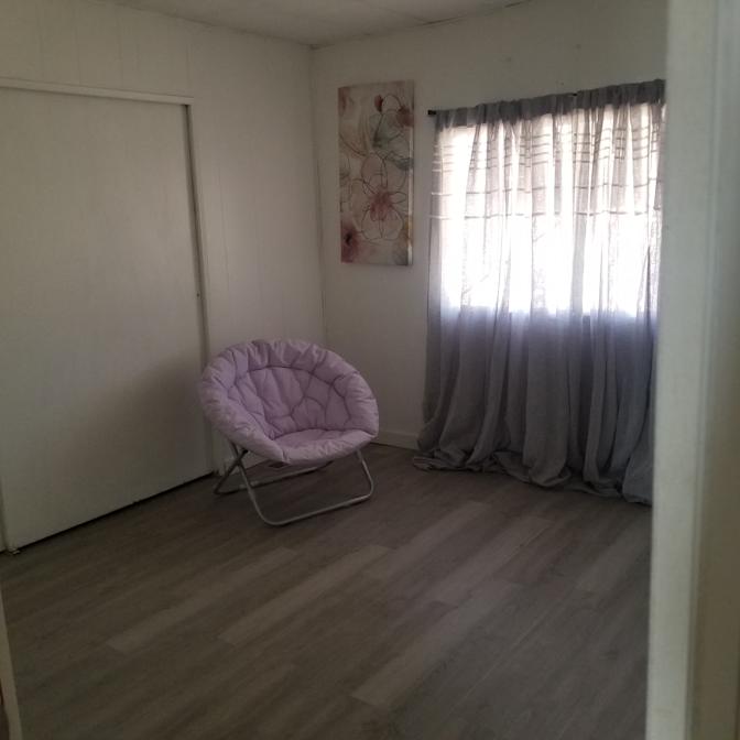 Elena Bald's room
