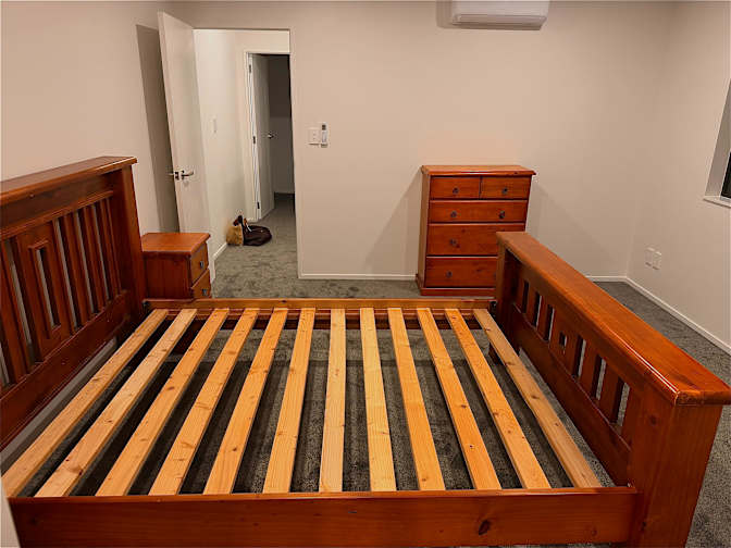 Daniella Bacunawa's room