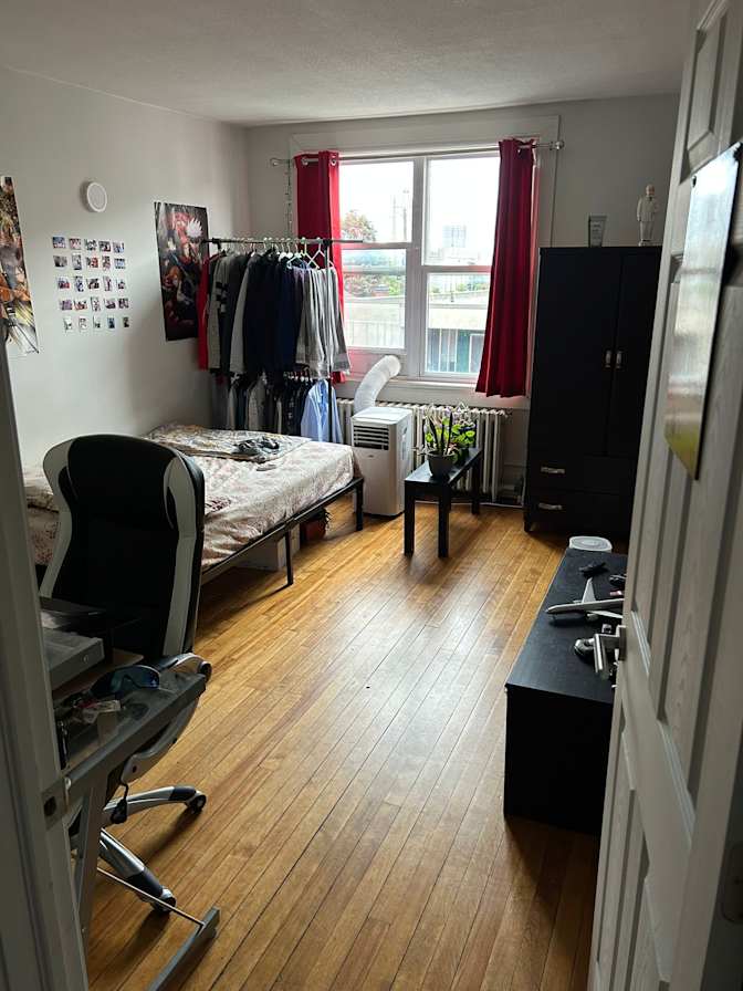 Sakshar Saha's room