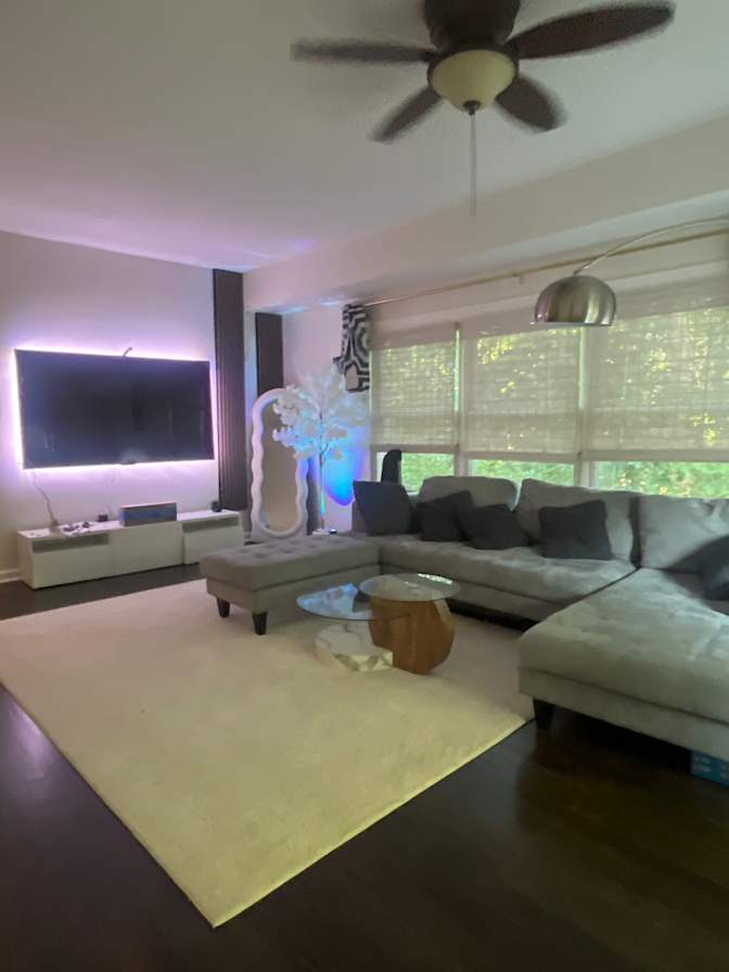 Sten Lu's room