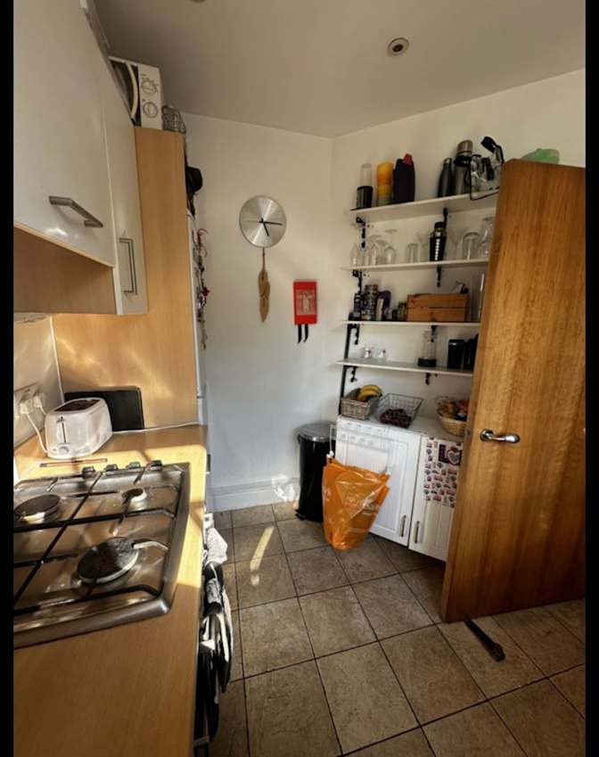 Bobi's room