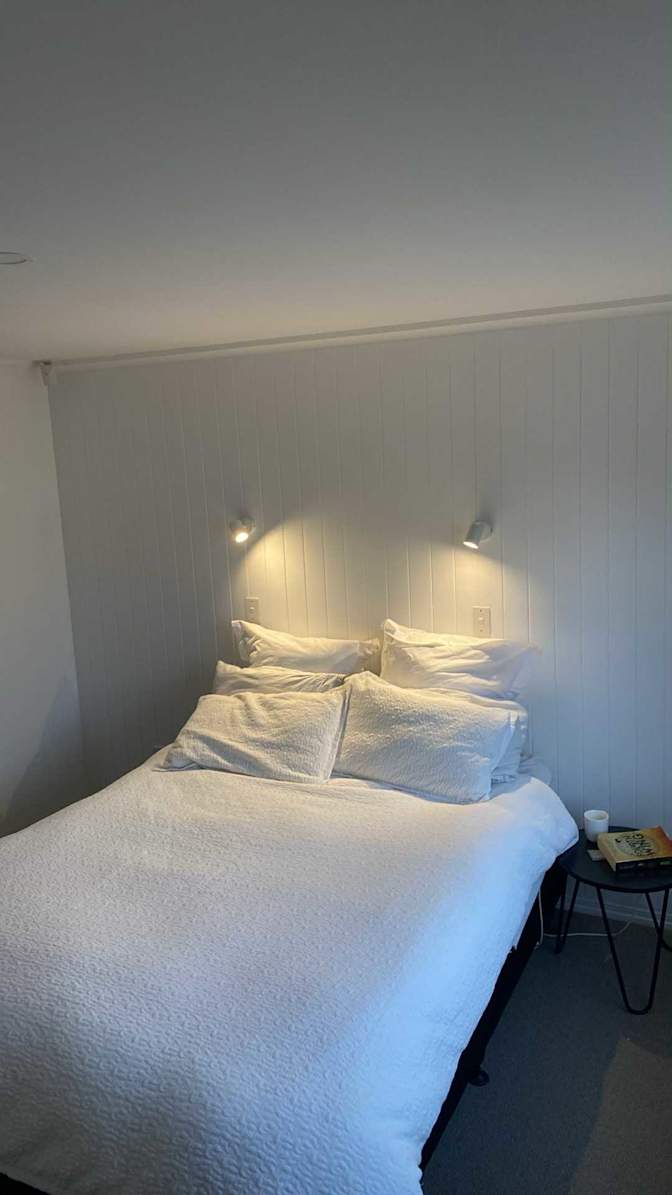Emily Maybin's room