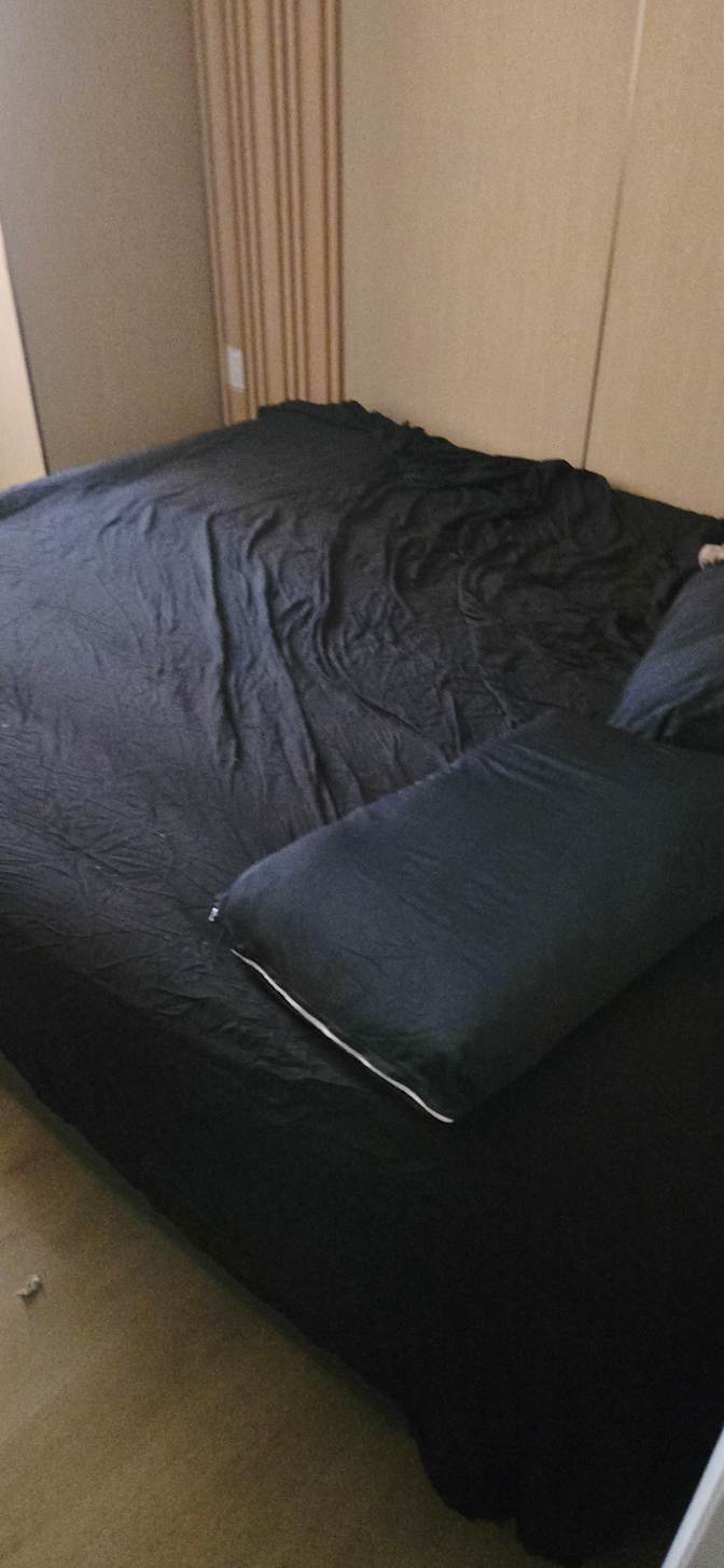 Emmanuel's room