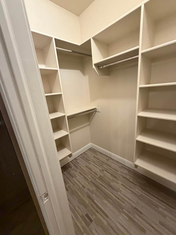 Lee's room