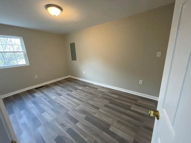 Alcove Rooms's room