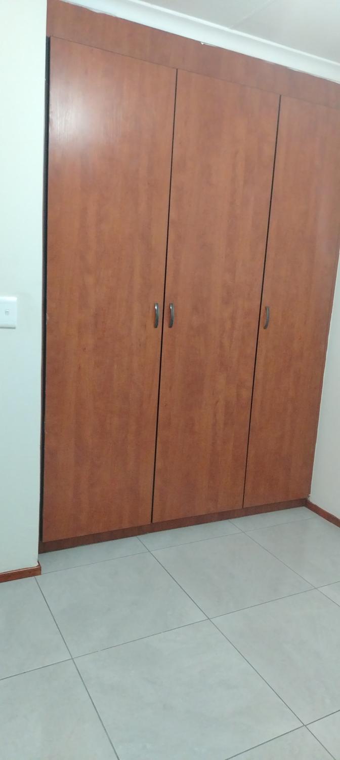 Teto's room