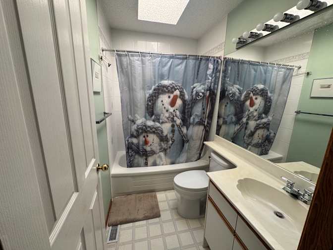 Hiro's room