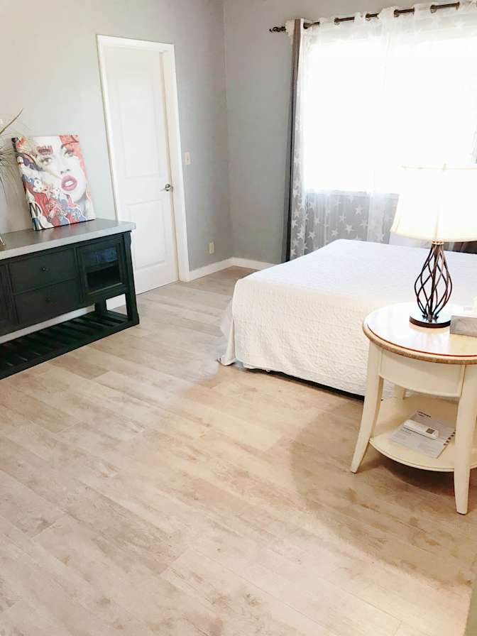 sandy's room