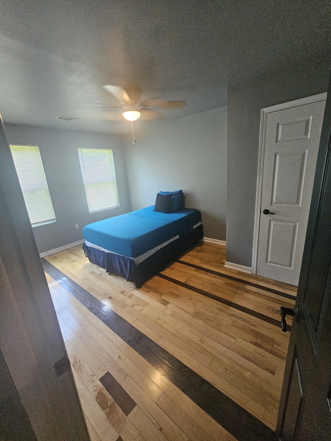 CL&C Property Management and Consulting's room