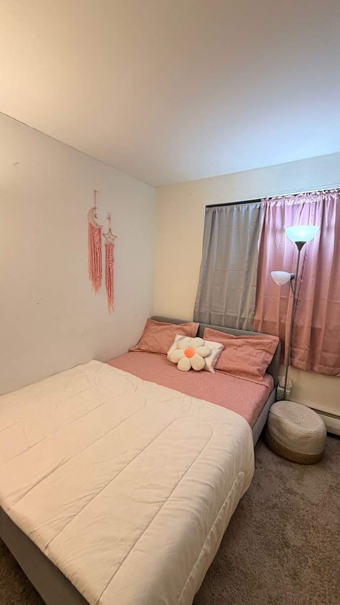 Huda Khan's room