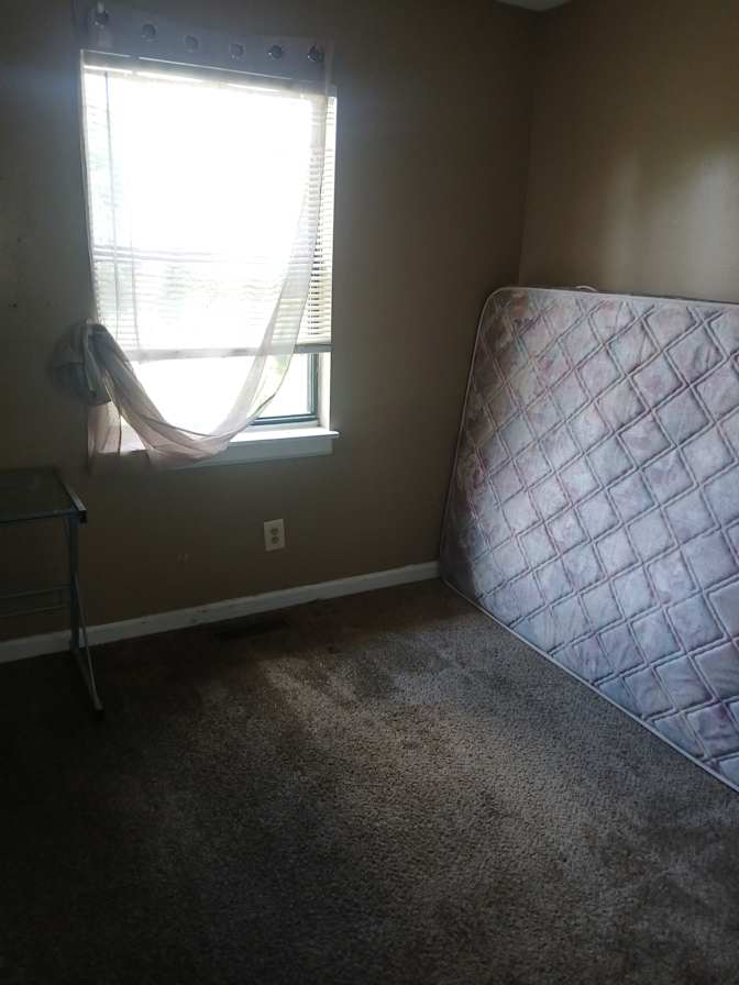 Ayesha Haran's room