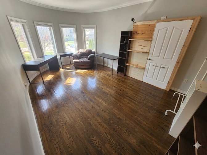 Jay's room