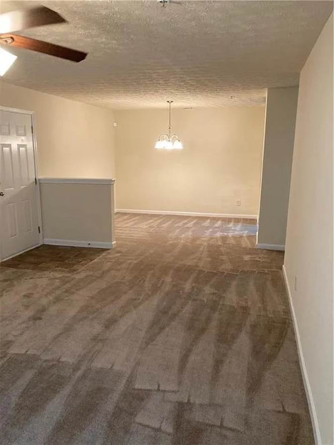 Alcove Rooms's room