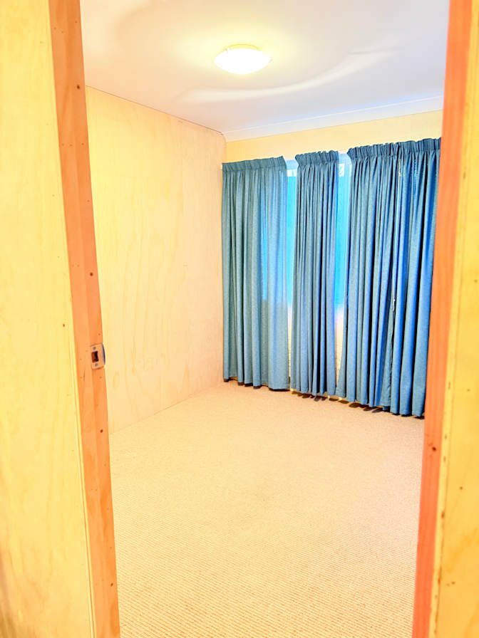 Riyad's room