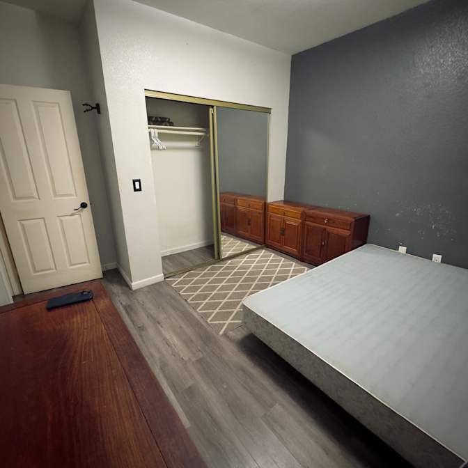 Bill's room