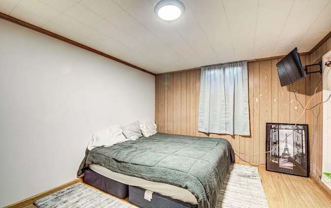 Michelle's room