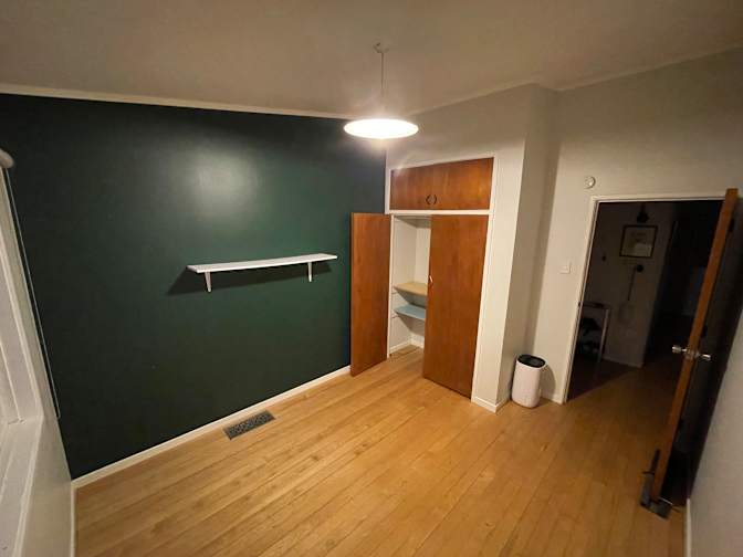 Gen's room