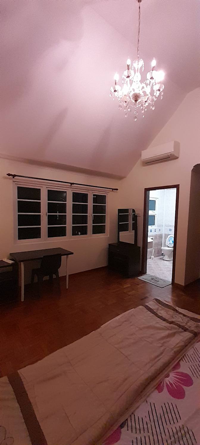 Peace's room