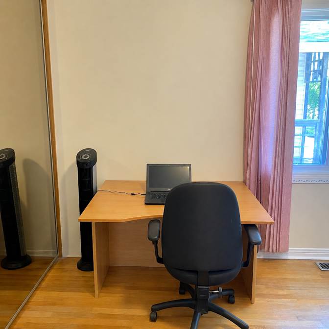 Son Ngo's room