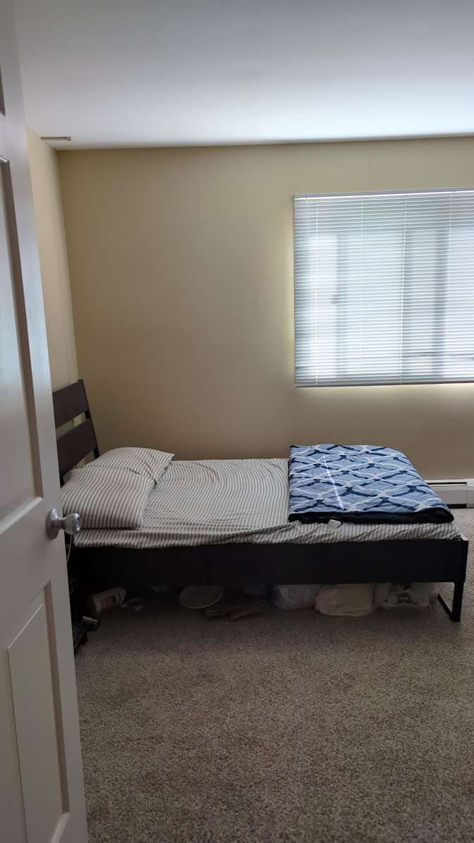 Divyanee Thunga's room