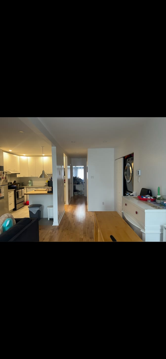 Elodi Lahaie's room