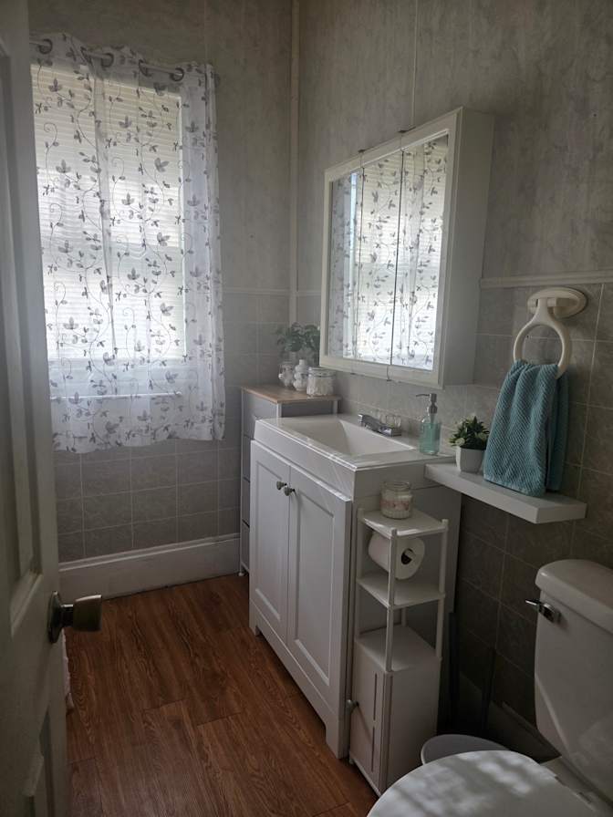 April Kathleen Hille's room