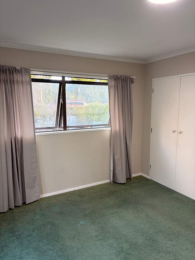 Tien Pham's room