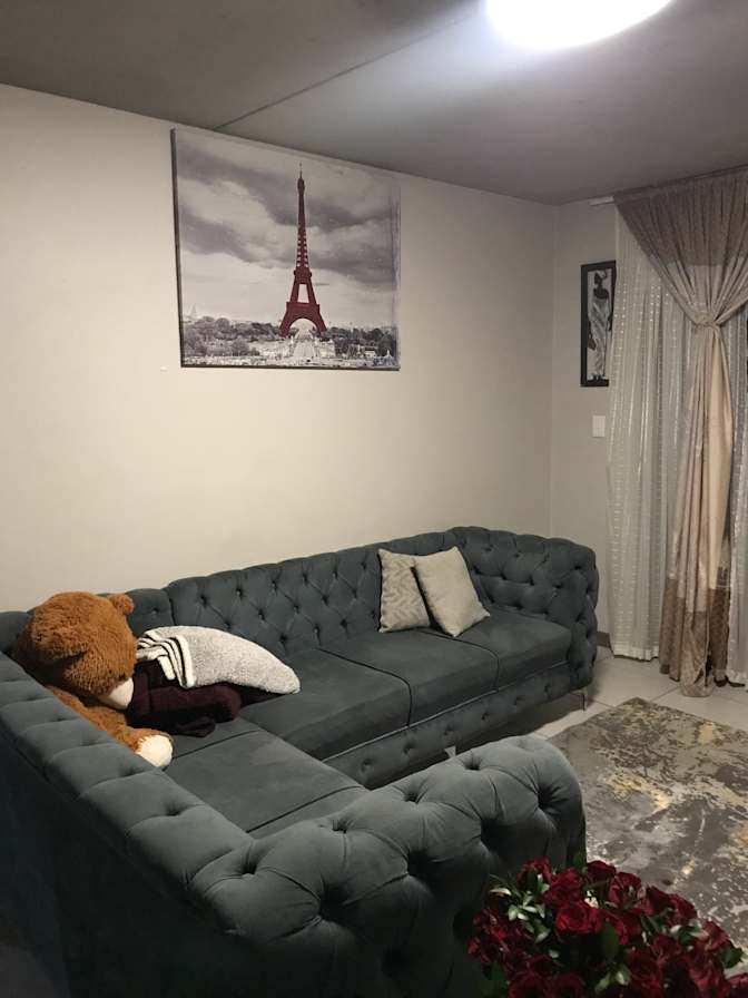 Thomson's room