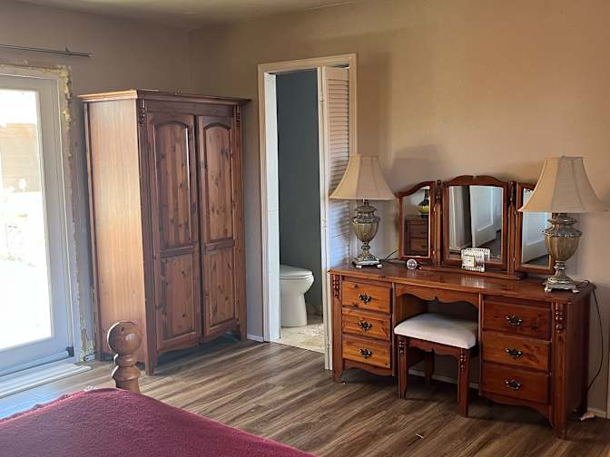 Courtenay's room