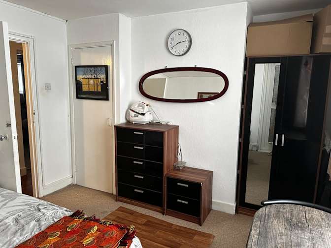 Anne's room