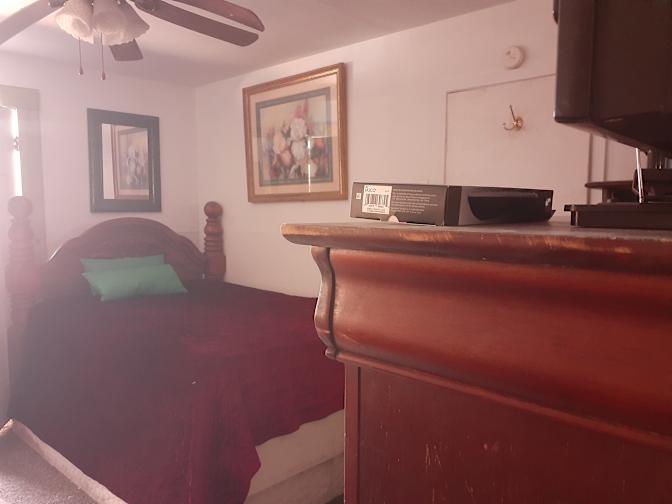 Lisa's room