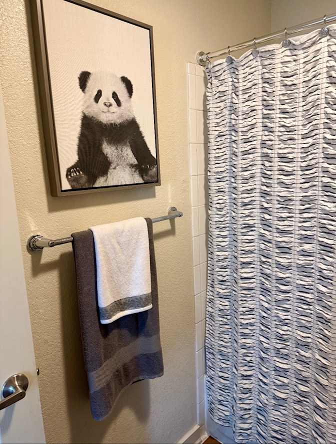 Heidi Jones's room