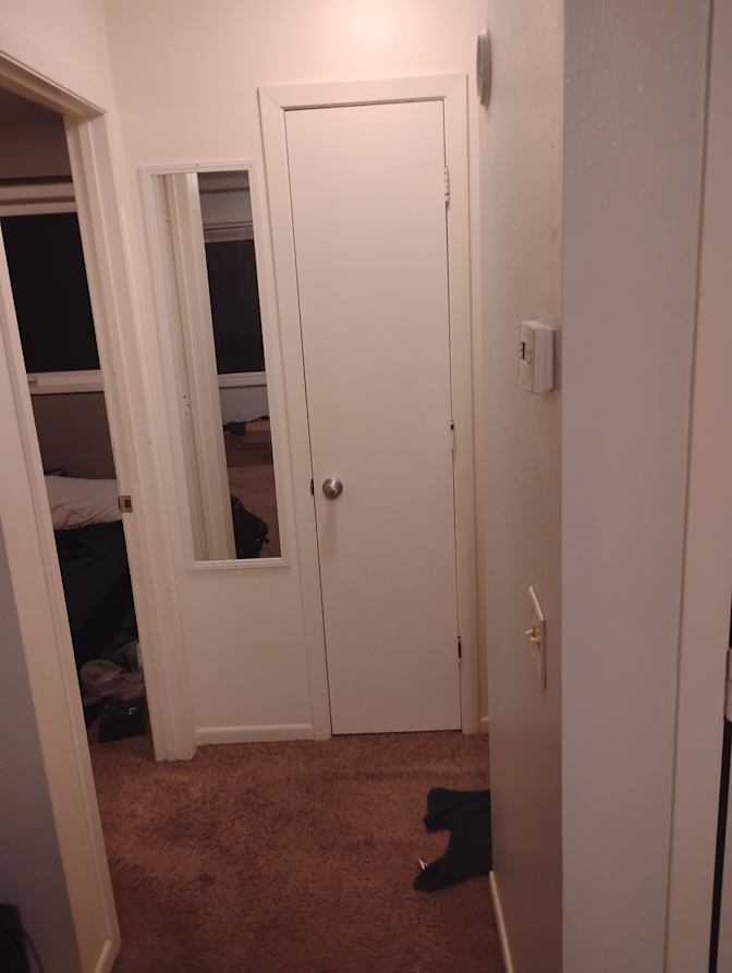 Kaden Yates's room