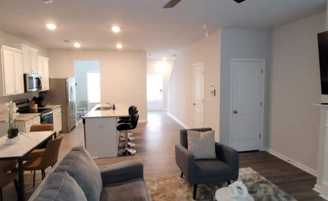 Alcove Rooms's room