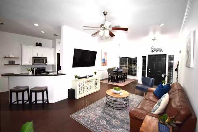Luke's room