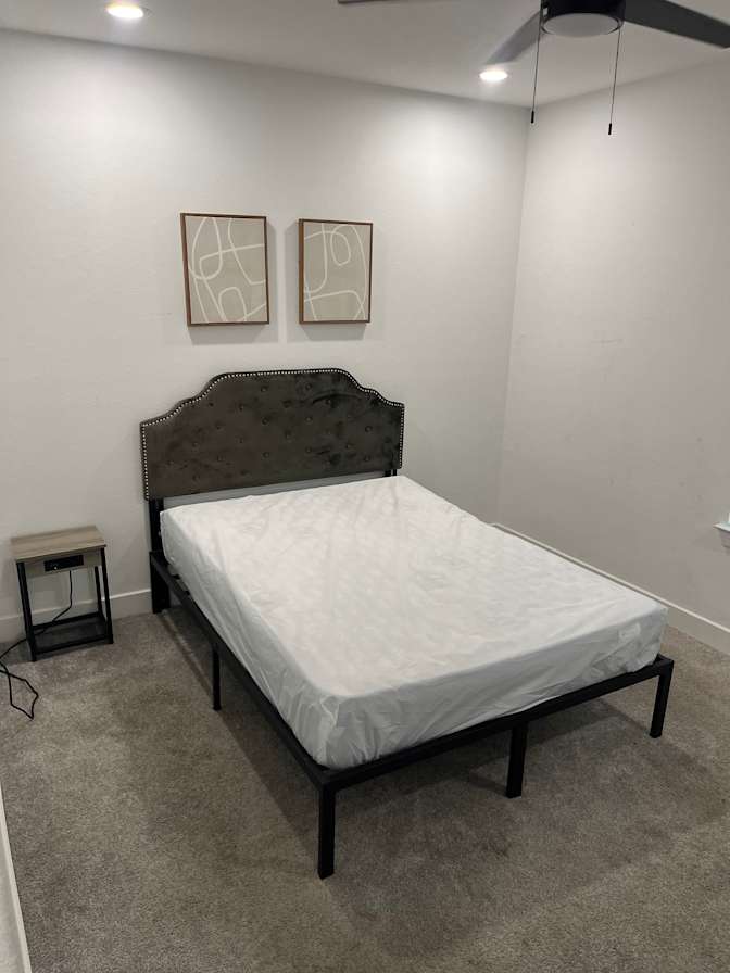 Renold's room