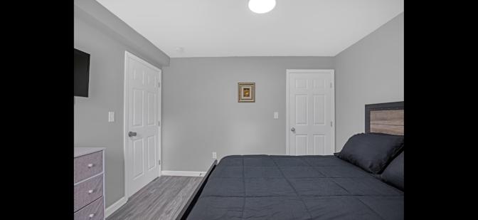 Hikman's room