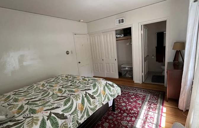 Amalia's room