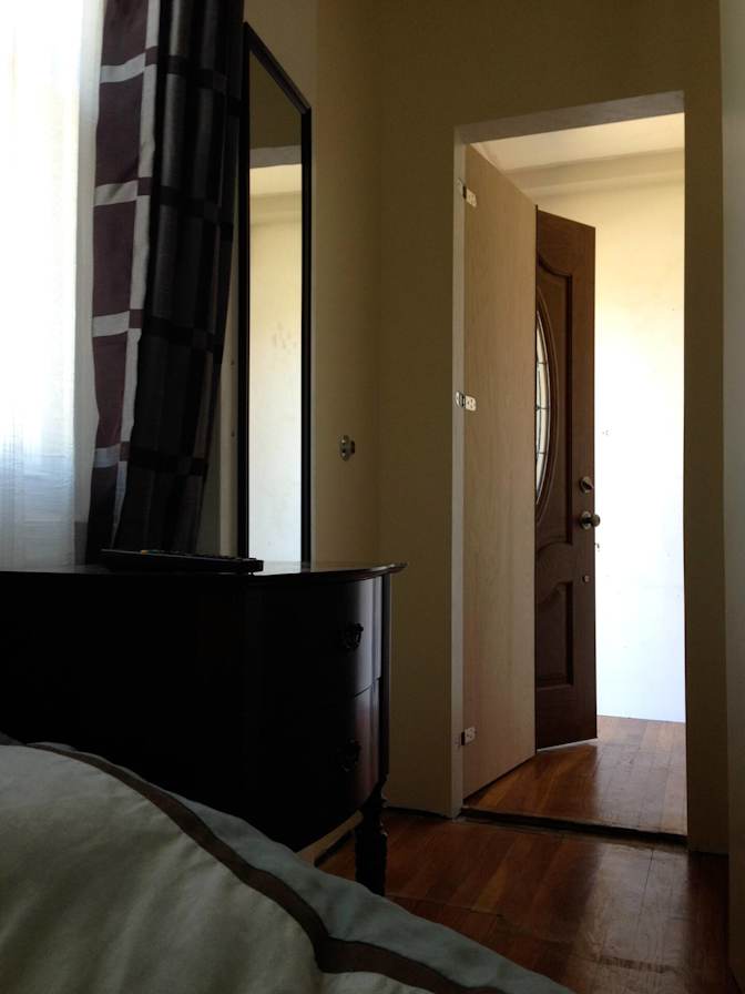 leo's room
