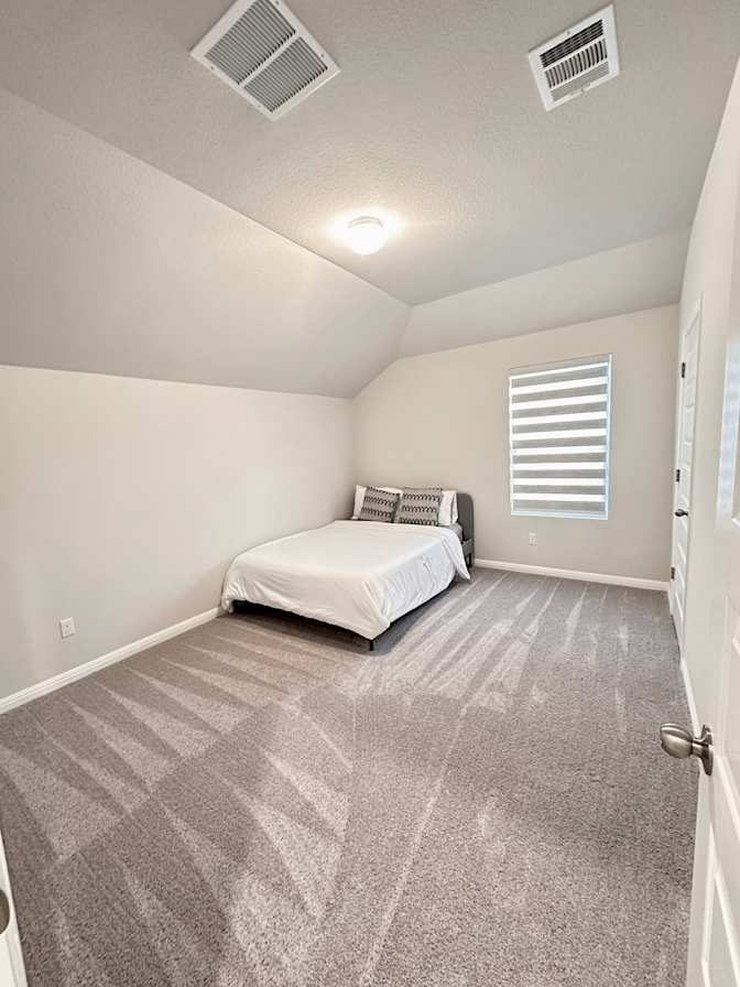 Ali's room